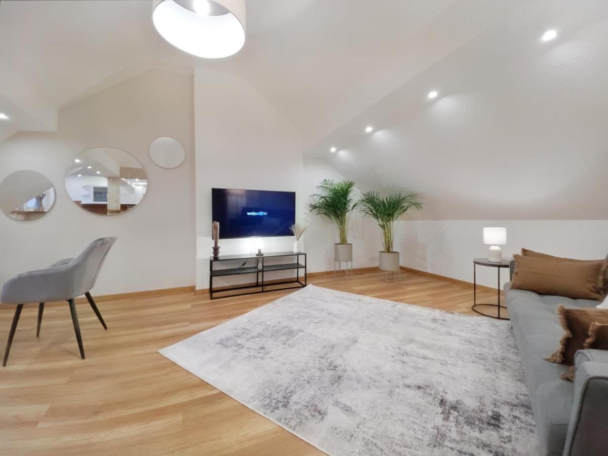 Milpau 1 - Modernes Und Zentrales Premium-apartment Mit Queensize-bett - Netflix, Nespresso Und Smart-tv Apartment